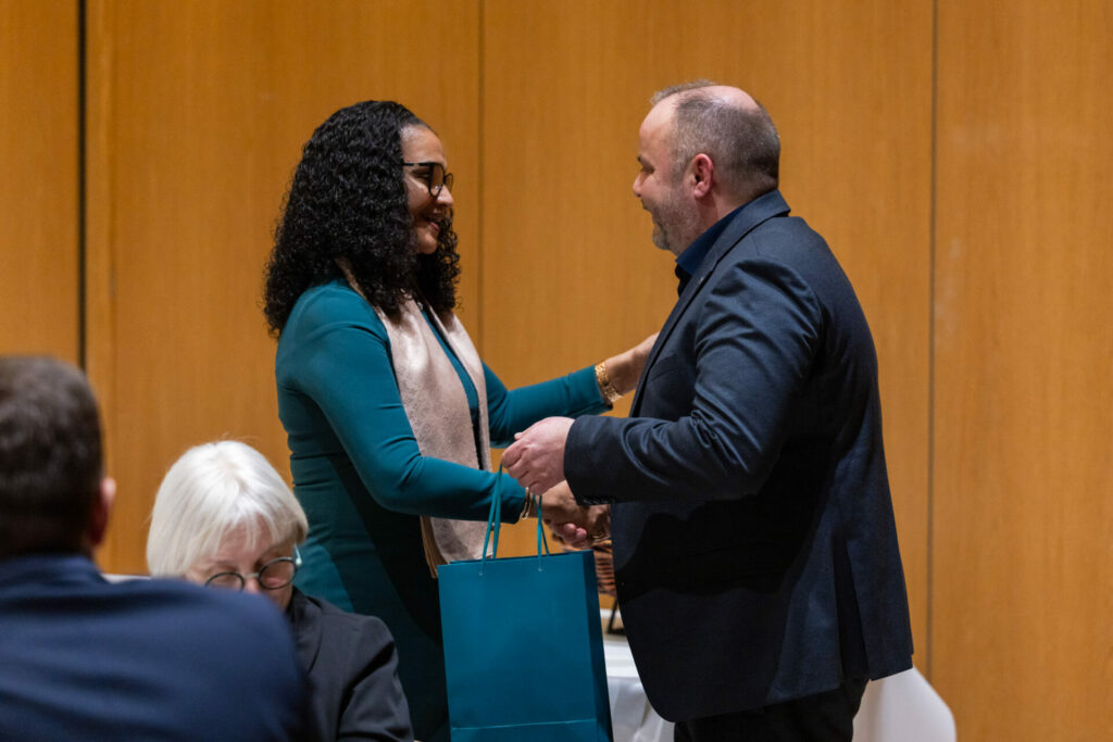 Auereverdeelung · Remise des montres de mérite